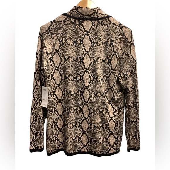 NWT Chico's cream Python Print Tie Neck Sweater size 12 (3600) - Picture 10 of 10